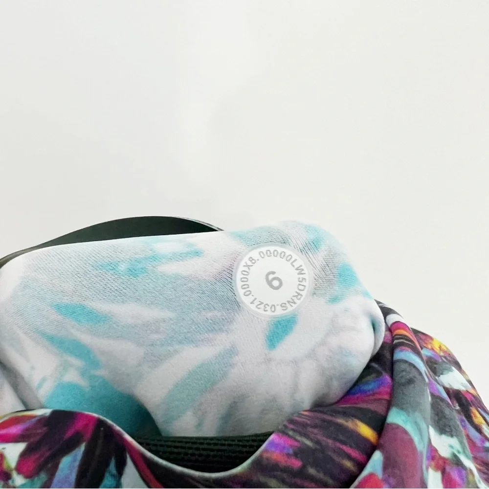 Lululemon Base Pace High Rise High Rise Running Tight in Floral Electric Size 6